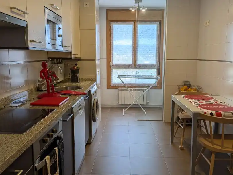 Wohnung zum Verkauf in Calle de Álava, 76, Roces Küche von Wohnung zum Verkauf in Gijón