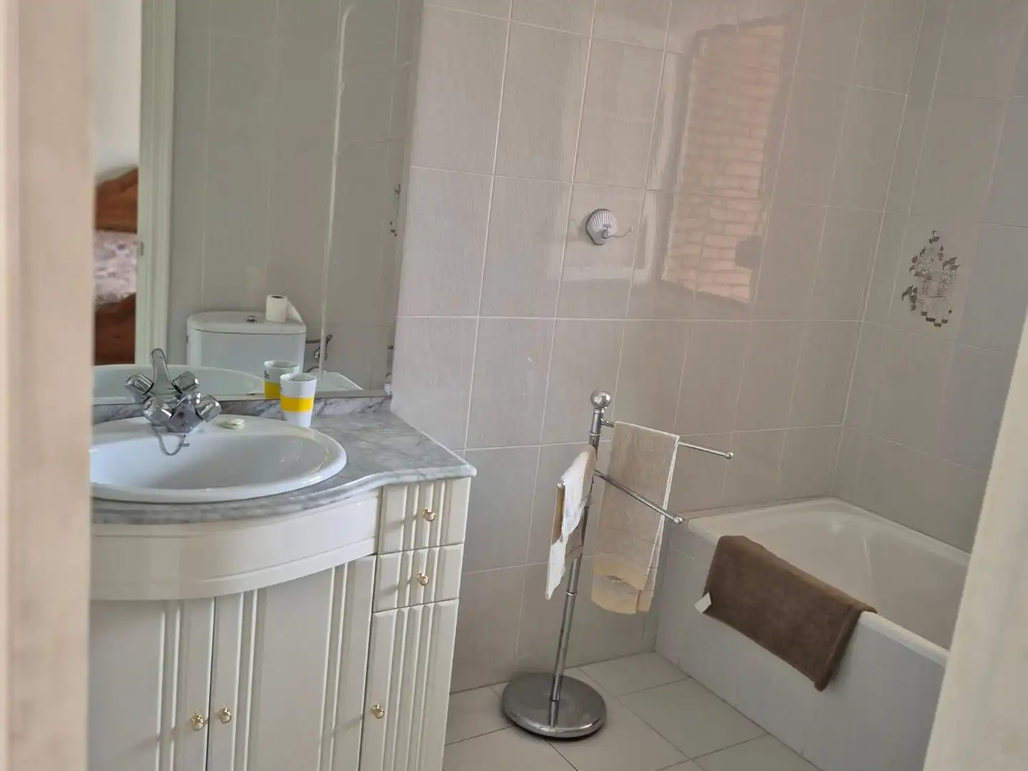 Flat for sale in Avenida del Párroco Pablo Díez, 102, Trobajo del Camino Bathroom of Flat for sale in San Andrés del Rabanedo with Heating, Private garden and Parquet flooring