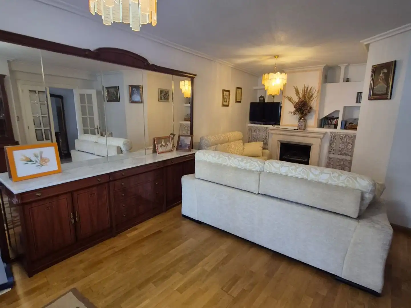 Flat for sale in Avenida del Párroco Pablo Díez, 102, Trobajo del Camino Living room of Flat for sale in San Andrés del Rabanedo with Heating, Private garden and Parquet flooring