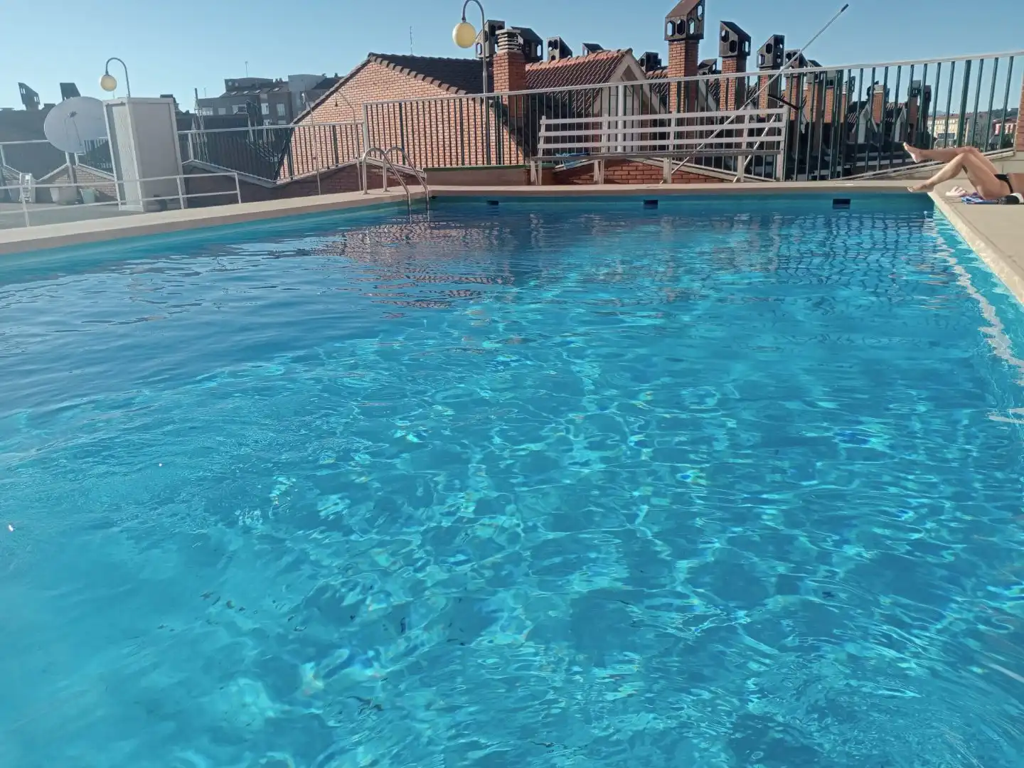 Swimming pool of Houses for sale in San Andrés del Rabanedo  with Terrace, Swimming Pool and Balcony