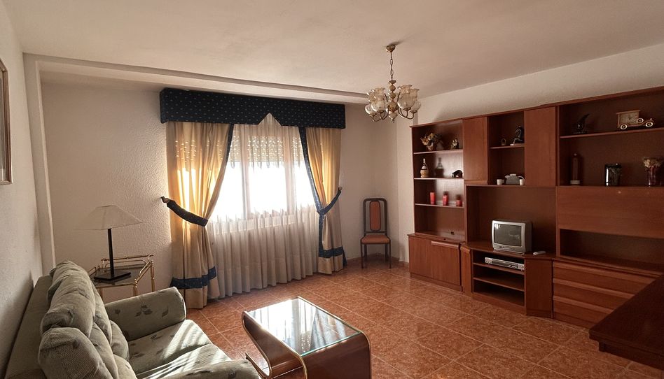 Piso en venta en Avenida Diputación, 3, Pedrola, Zaragoza - imagen 1 Foto 1 de Piso en venta en Avenida Diputación, 3, Pedrola, Zaragoza