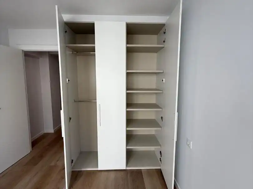 Piso en venta en Rúa Padre Don Rúa, 1, Plaza España - Corte Inglés Habitación de Piso en venta en Vigo con Terraza y Balcón