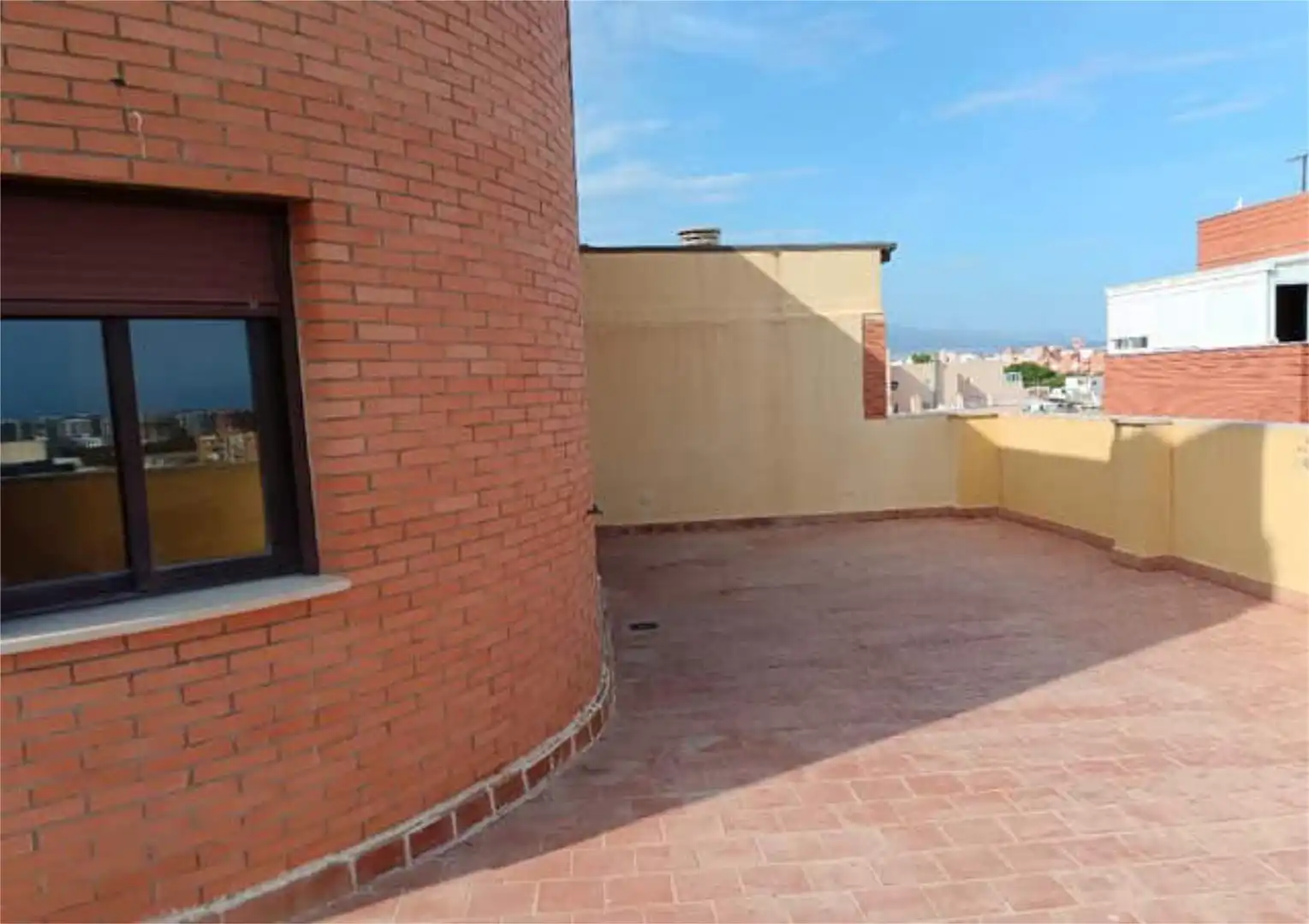 Dachboden zum Verkauf in San Luis Terrasse von Dachboden zum Verkauf in Almería Capital mit Terrasse