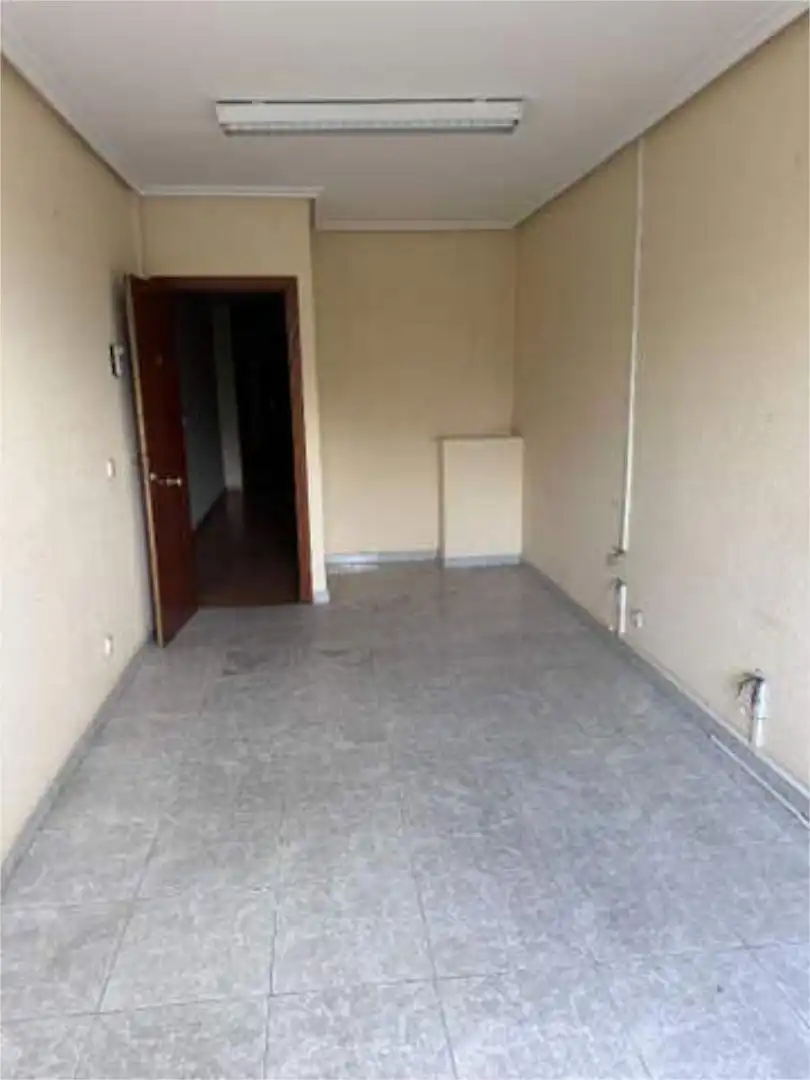 Office for rent in El Ejido - Santa Ana Office for rent in León Capital