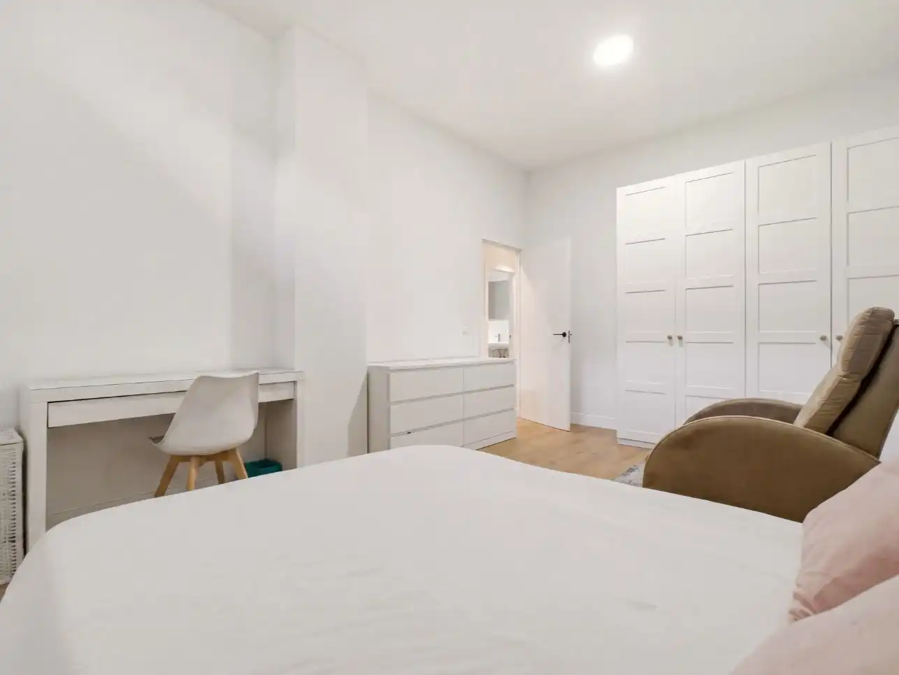 Wohnung zum Verkauf in Calle Fernando Ruiz de León, 2, Norte Schlafzimmer von Wohnung zum Verkauf in Pozuelo de Alarcón mit Klimaanlage, Heizung und Privatgarten