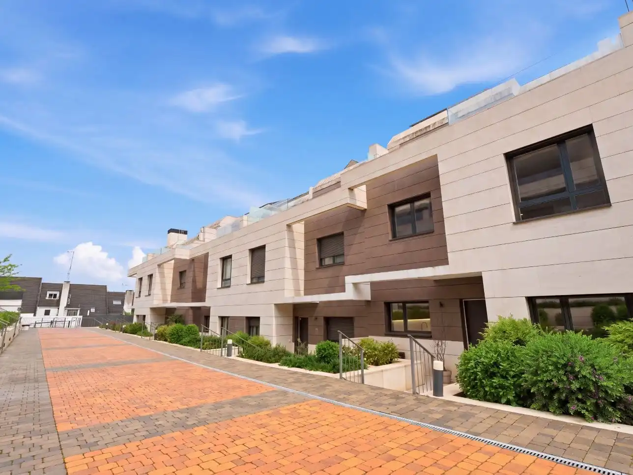 Wohnung zum Verkauf in Calle Fernando Ruiz de León, 2, Norte Außenansicht von Wohnung zum Verkauf in Pozuelo de Alarcón mit Klimaanlage, Heizung und Privatgarten