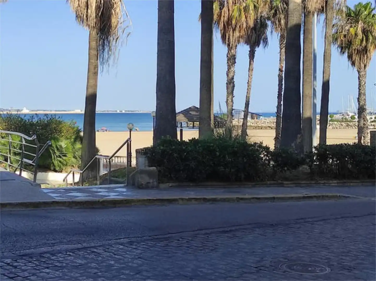 Apartments for rent in Centro - La Costilla Exterior view of Apartments for rent in Rota
