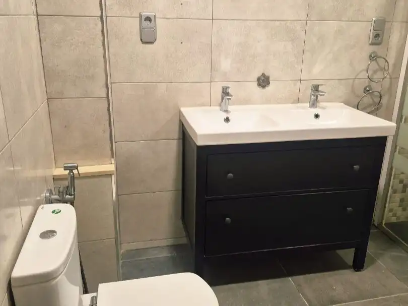 Piso en venta en Calle Matabueyes, 12, Palazuelos de Eresma Baño de Piso en venta en Palazuelos de Eresma con Terraza y Balcón