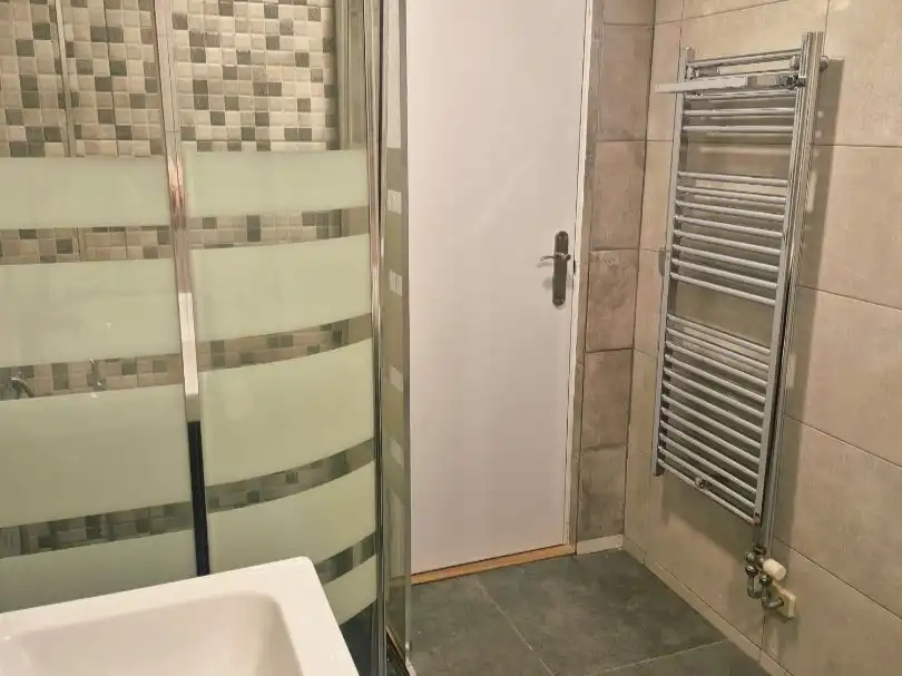 Piso en venta en Calle Matabueyes, 12, Palazuelos de Eresma Baño de Piso en venta en Palazuelos de Eresma con Terraza y Balcón
