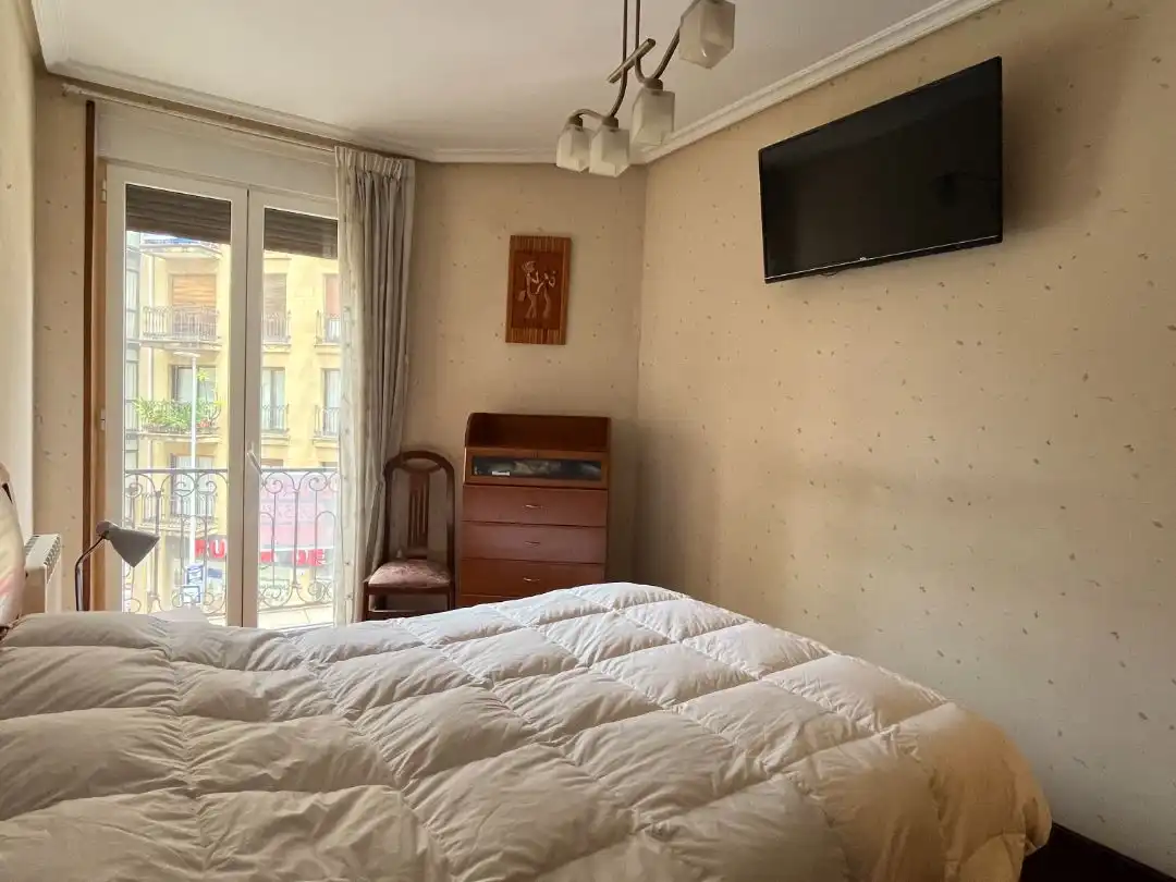 Wohnung zum Verkauf in Gloria Kalea, 2, Gros Schlafzimmer von Wohnung zum Verkauf in Donostia - San Sebastián mit Balkon