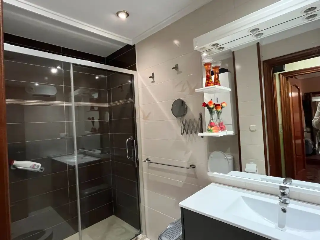 Wohnung zum Verkauf in Gloria Kalea, 2, Gros Badezimmer von Wohnung zum Verkauf in Donostia - San Sebastián mit Balkon