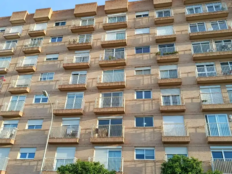 Vista exterior de Piso en venta en Valencia con Aire acondicionado, Calefacción y Parquet
