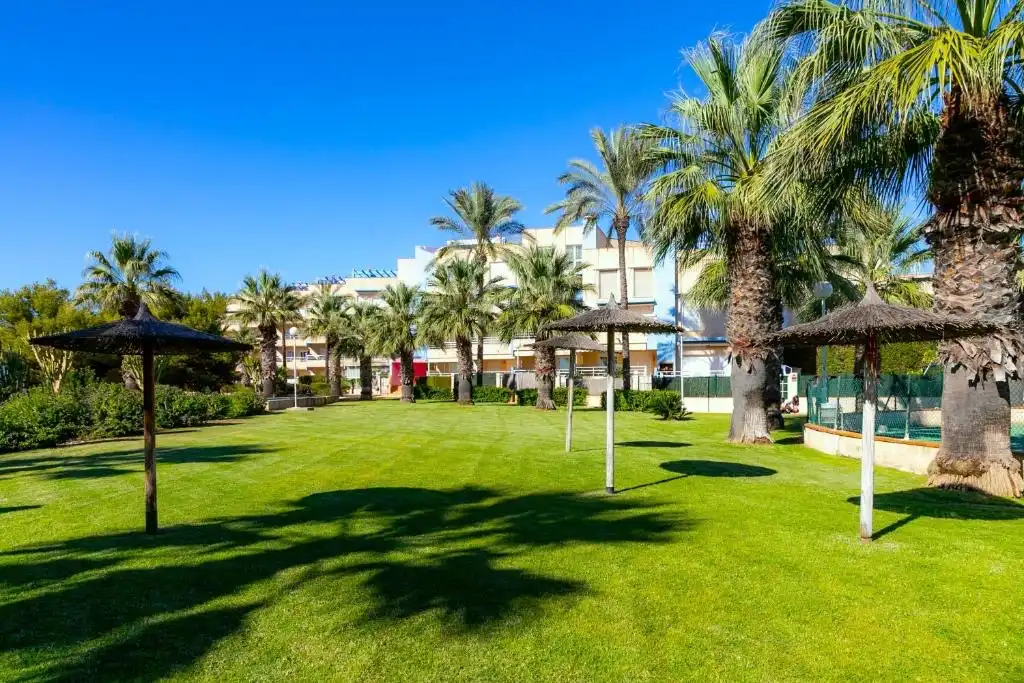 Wohnung zur Miete in Calle Agua, 4, Aguamarina Außenansicht von Wohnung zur Miete in Orihuela mit Klimaanlage, Privatgarten und Terrasse