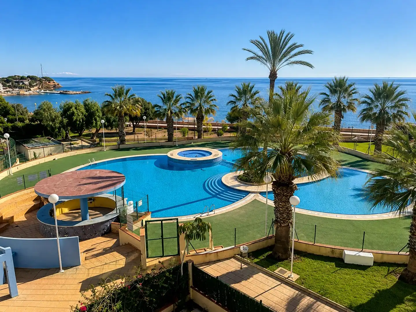 Piscina de Piso de alquiler en Orihuela con Aire acondicionado, Terraza y Piscina