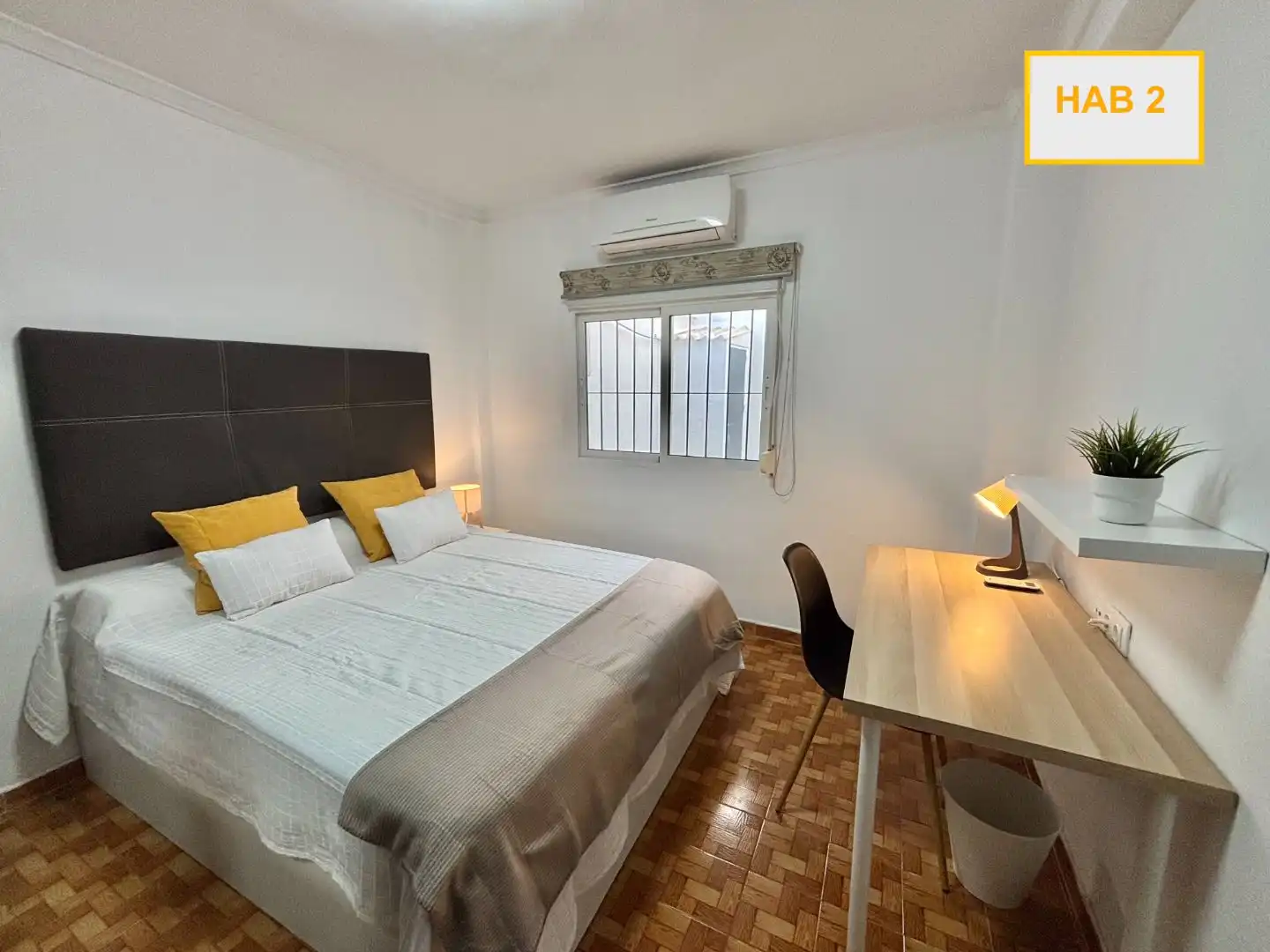 Zimmer in Calle Luis Braille, 3, Campoamor Zimmer in Calle Luis Braille, 3, Campoamor