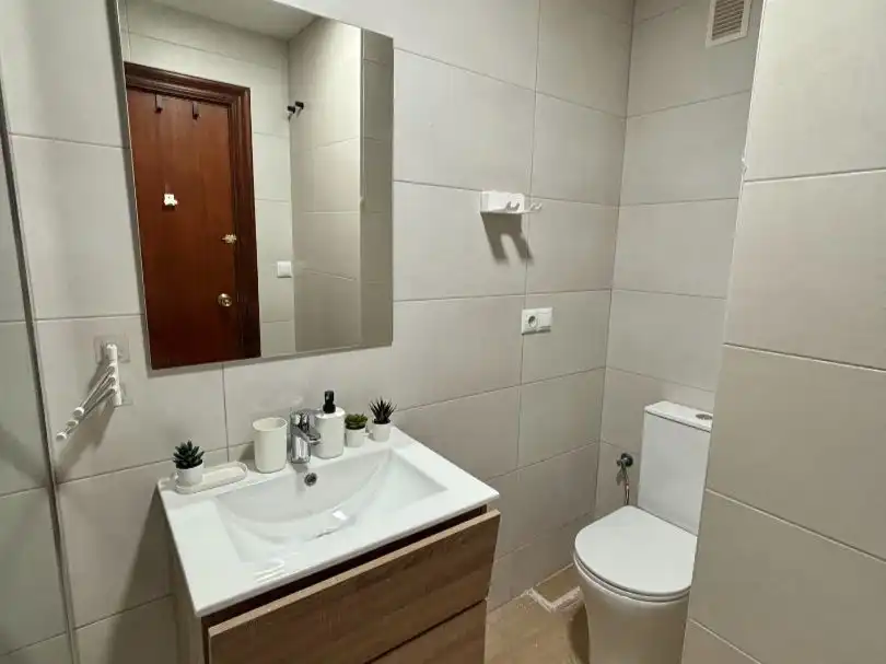 Zimmer in Calle Luis Braille, 3, Campoamor Zimmer in Calle Luis Braille, 3, Campoamor