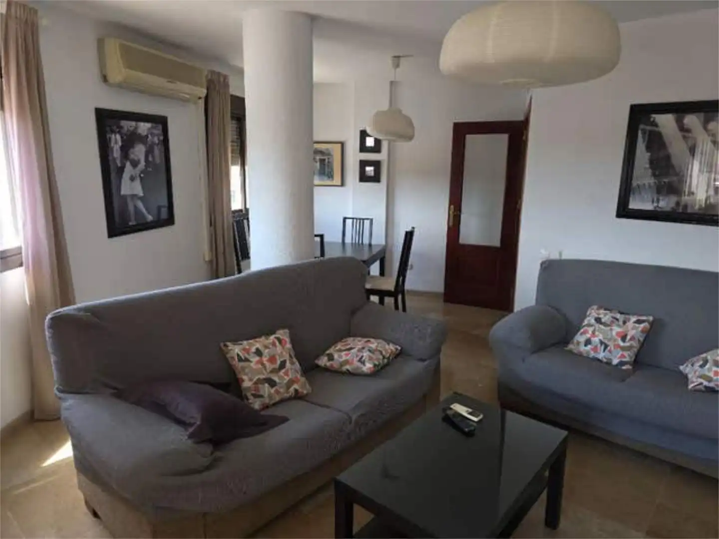 Sala de estar de Piso de alquiler en Almería con Amueblado
