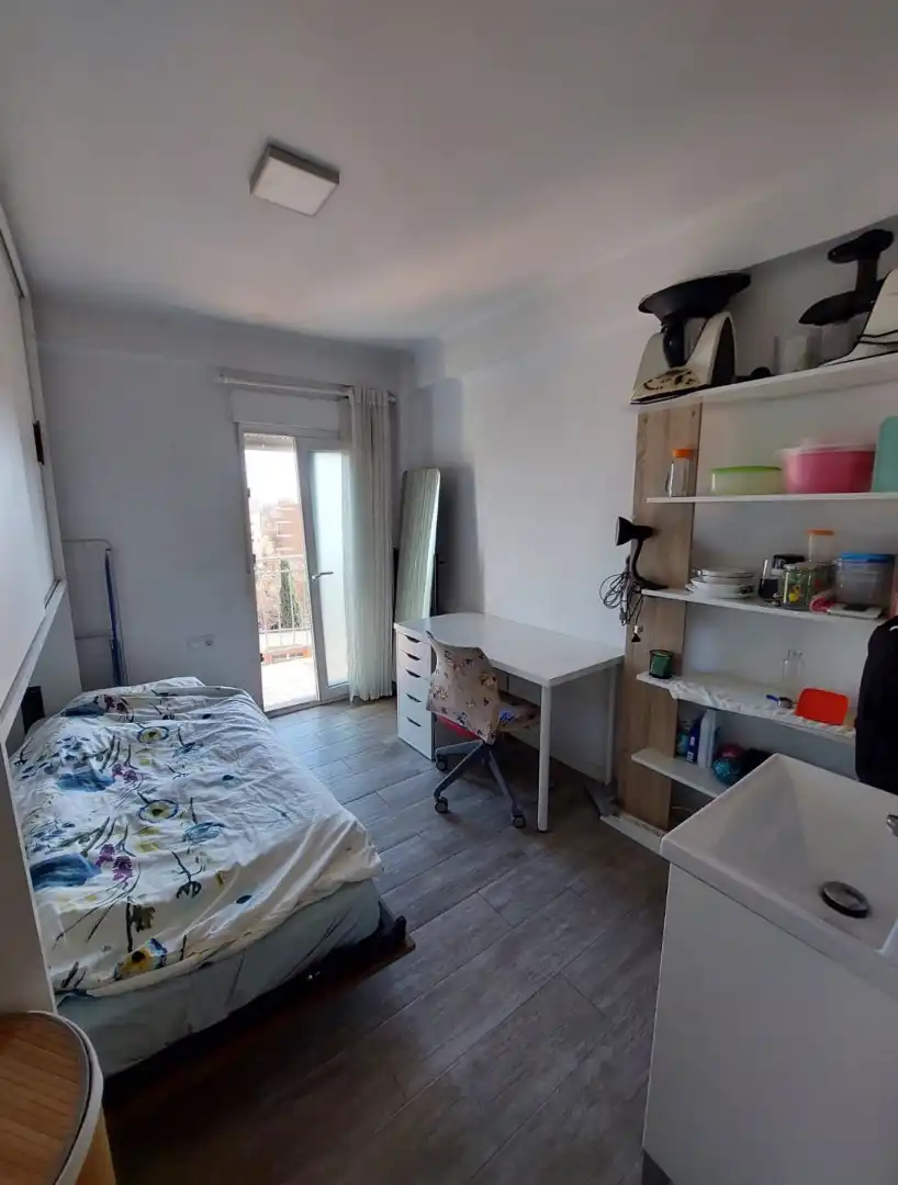 Wohnung zum Verkauf in Carrer de Cantàbria, 60, La Verneda i la Pau Schlafzimmer von Wohnung zum Verkauf in Barcelona Capital mit Balkon