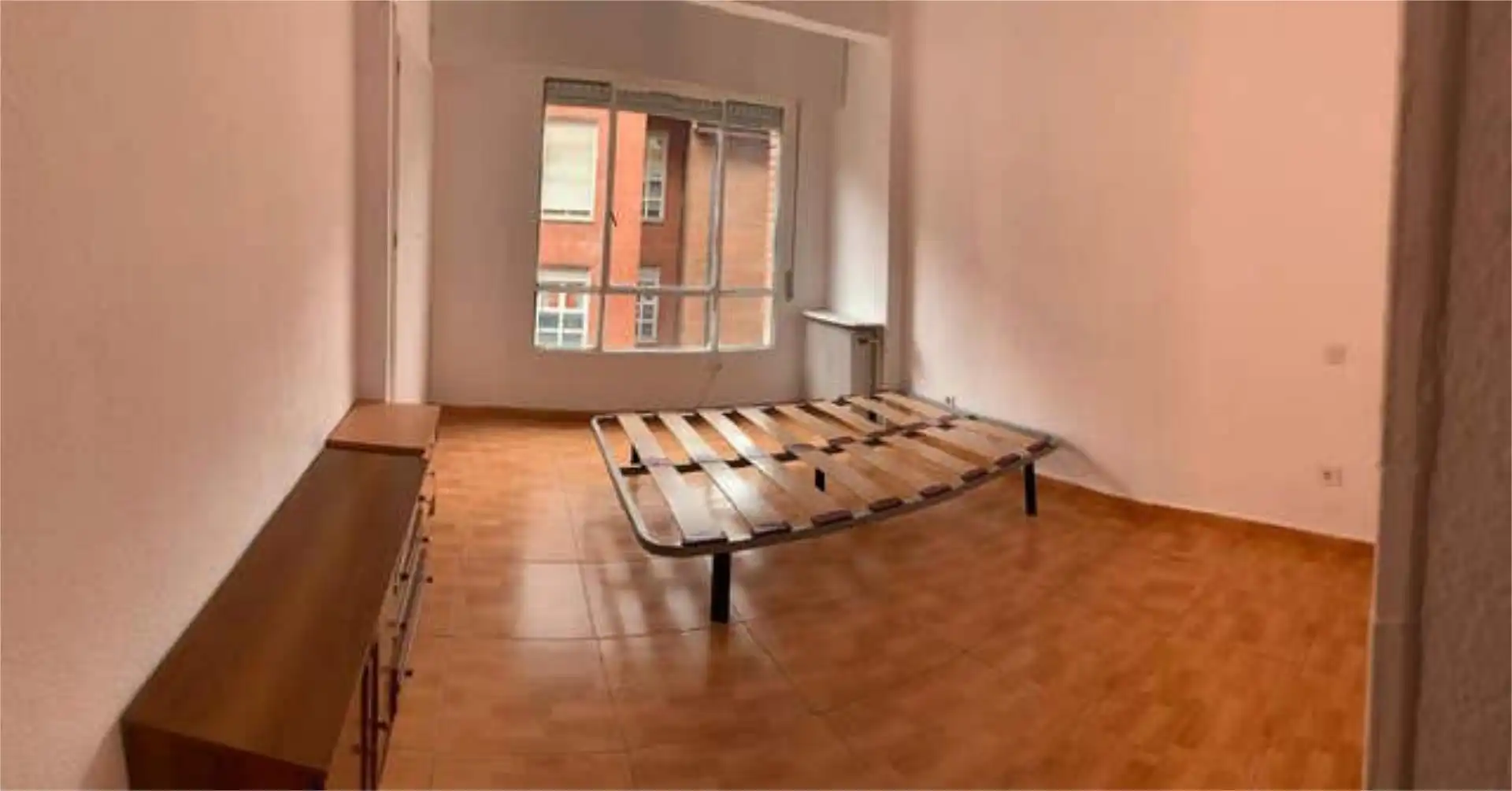 Wohnung zur Miete in Adelfas Schlafzimmer von Wohnung zur Miete in Madrid mit Heizung und Terrasse