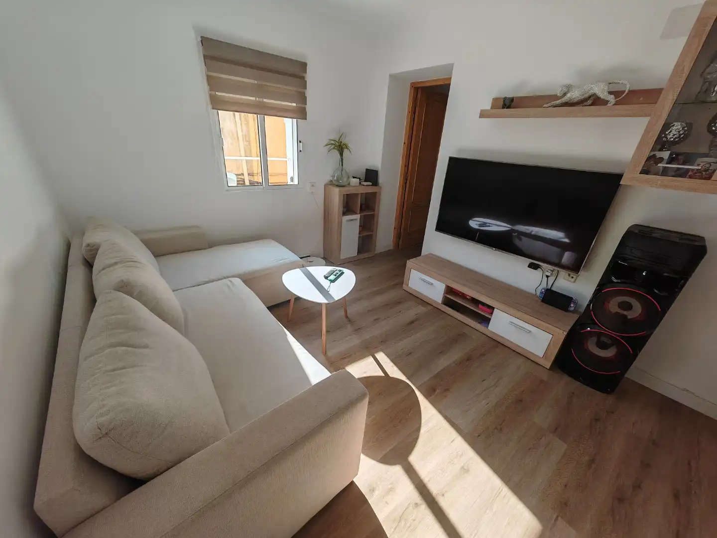 Casa adosada en venta en Carrer de Sant Ignaci, 51, Agost Sala de estar de Casa adosada en venta en Agost con Terraza