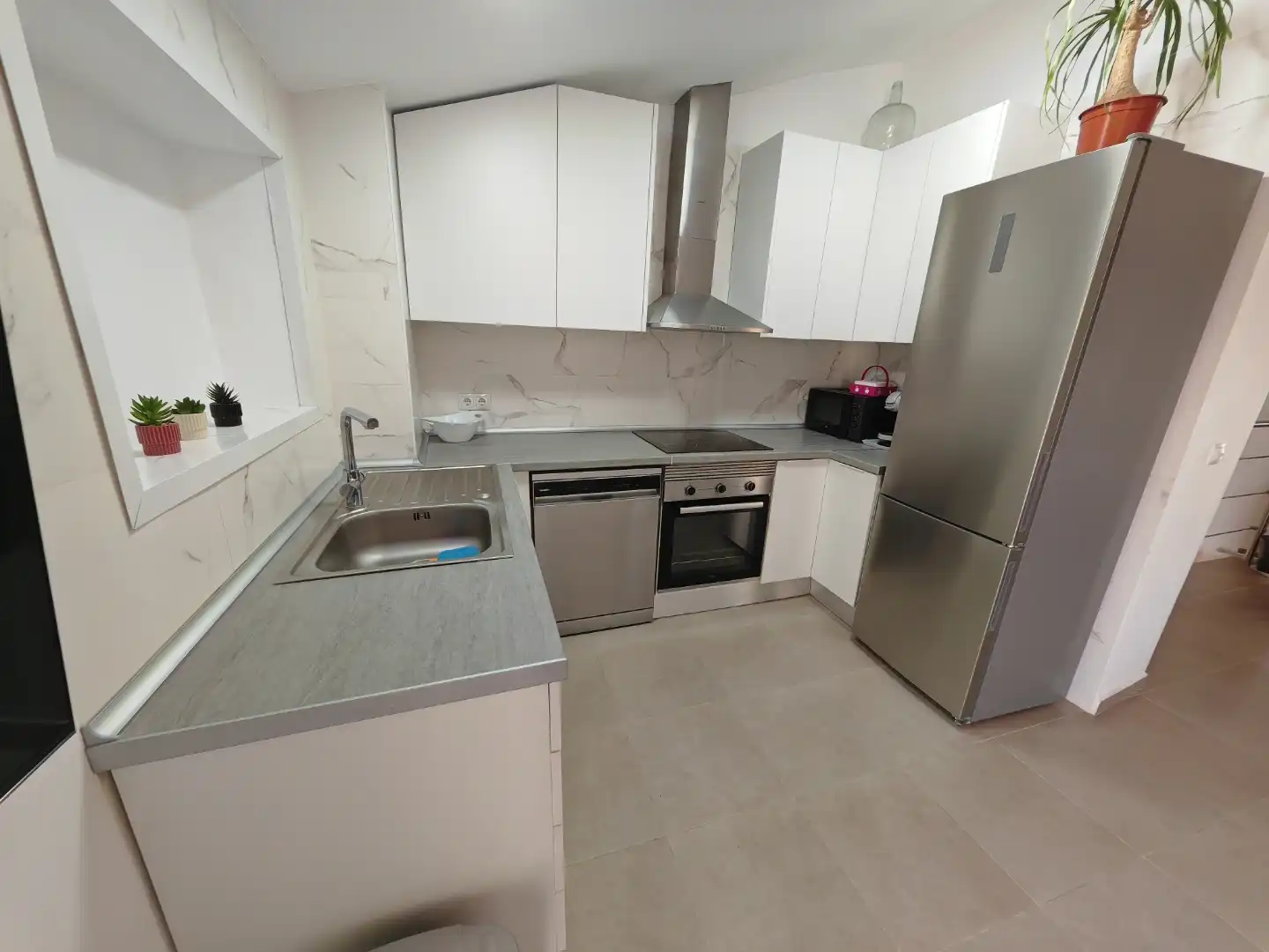 Casa adosada en venta en Carrer de Sant Ignaci, 51, Agost Cocina de Casa adosada en venta en Agost con Terraza