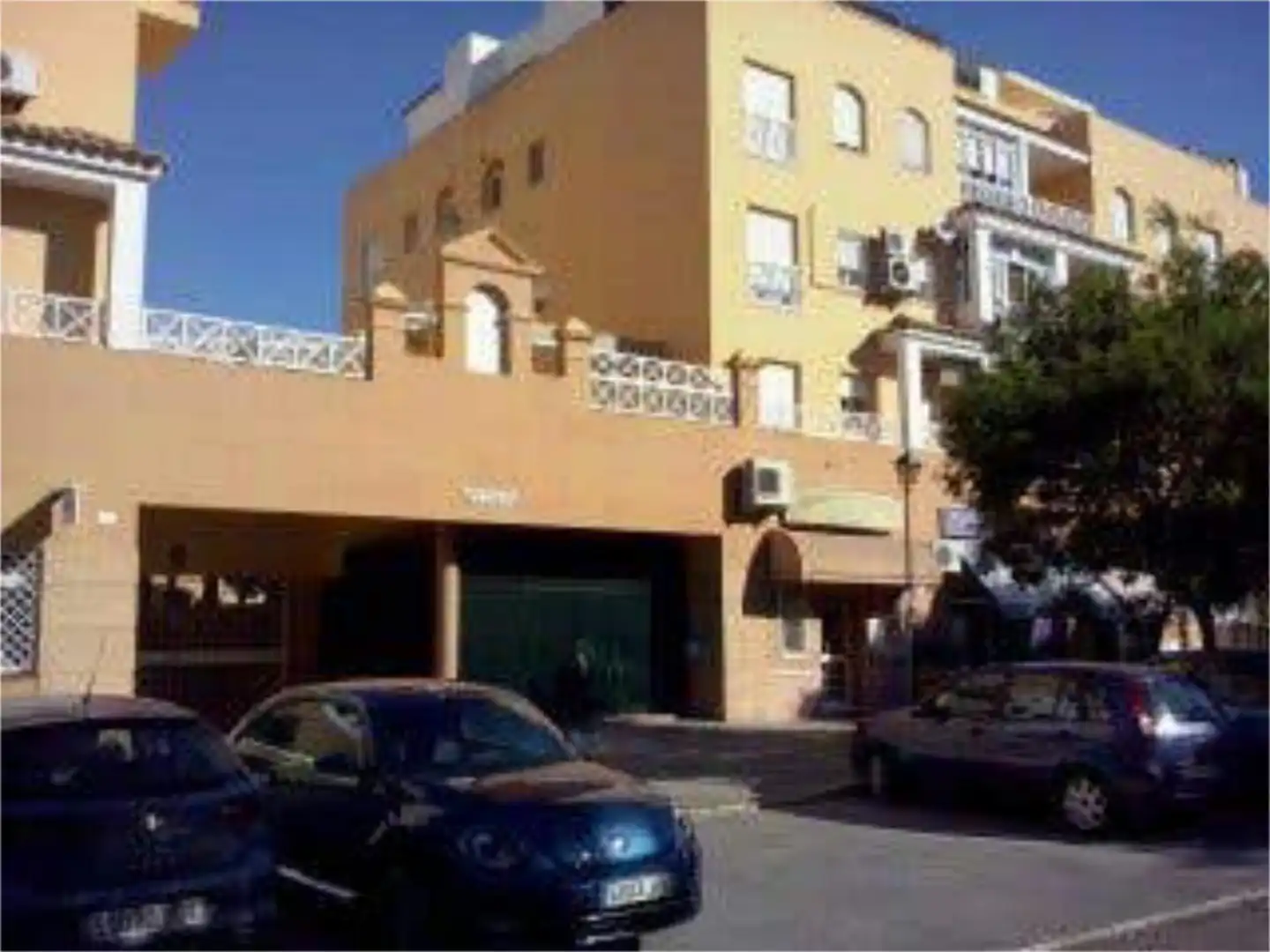 Flat for rent in Pinar Alto Exterior view of Flat for rent in El Puerto de Santa María with Private garden, Terrace and Furnished