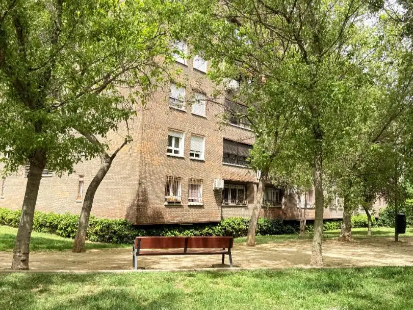 Flat for sale in Calle del Idioma Esperanto, 22, Pueblo Nuevo Exterior view of Flat for sale in Madrid Capital with Air Conditioner and Terrace