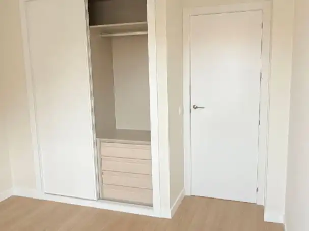 Flat for sale in Calle del Idioma Esperanto, 22, Pueblo Nuevo Bedroom of Flat for sale in Madrid Capital with Air Conditioner and Terrace