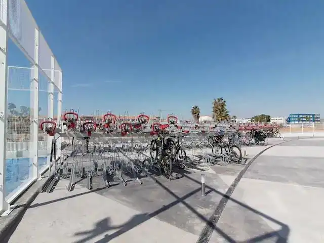 Apartamento de alquiler en Carrer de la Flor del Taronger, 2, Canet d'En Berenguer Parking de Apartamento de alquiler en Canet d'En Berenguer con Aire acondicionado, Terraza y Piscina
