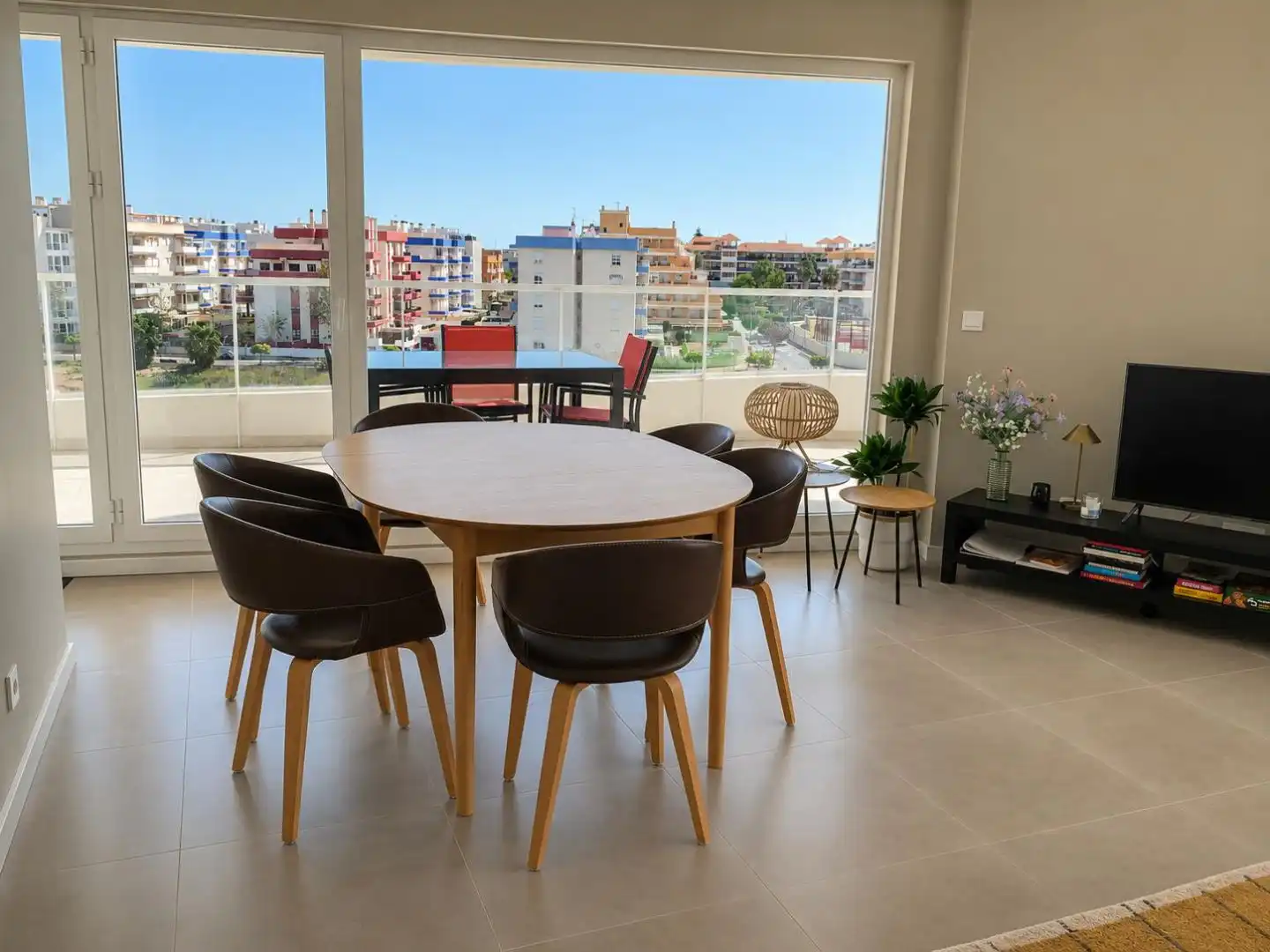 Apartamento de alquiler en Carrer de la Flor del Taronger, 2, Canet d'En Berenguer Comedor de Apartamento de alquiler en Canet d'En Berenguer con Aire acondicionado, Terraza y Piscina