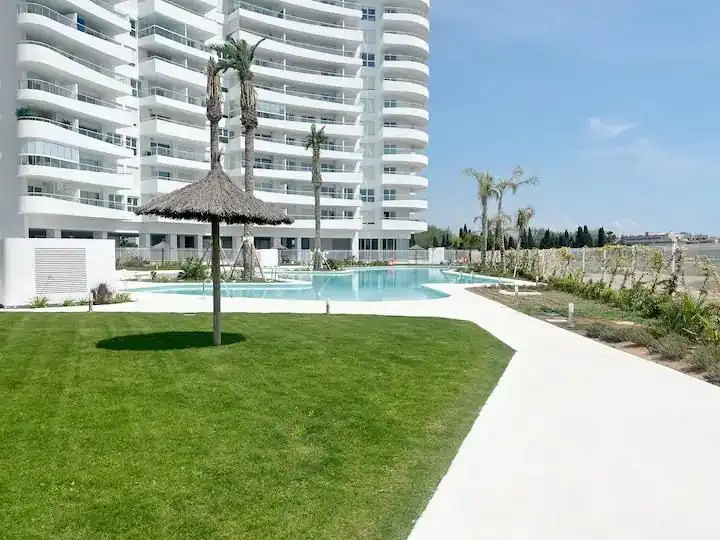 Piscina de Pis de lloguer en Canet d'En Berenguer amb Aire condicionat, Calefacció i Jardí privat