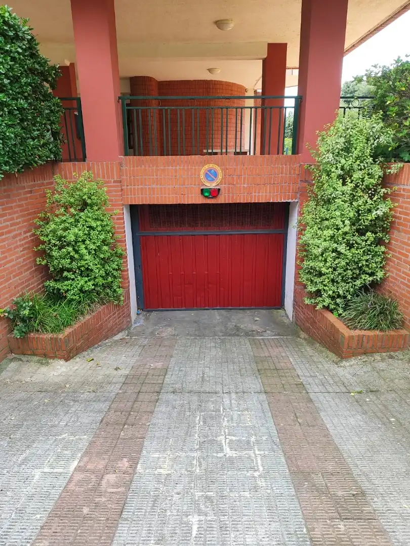 Garaje en venta en Avenida Derechos Humanos, Zona Playa Parking de Garaje en venta en Laredo