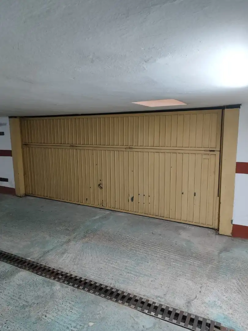 Garaje en venta en Avenida Derechos Humanos, Zona Playa Parking de Garaje en venta en Laredo