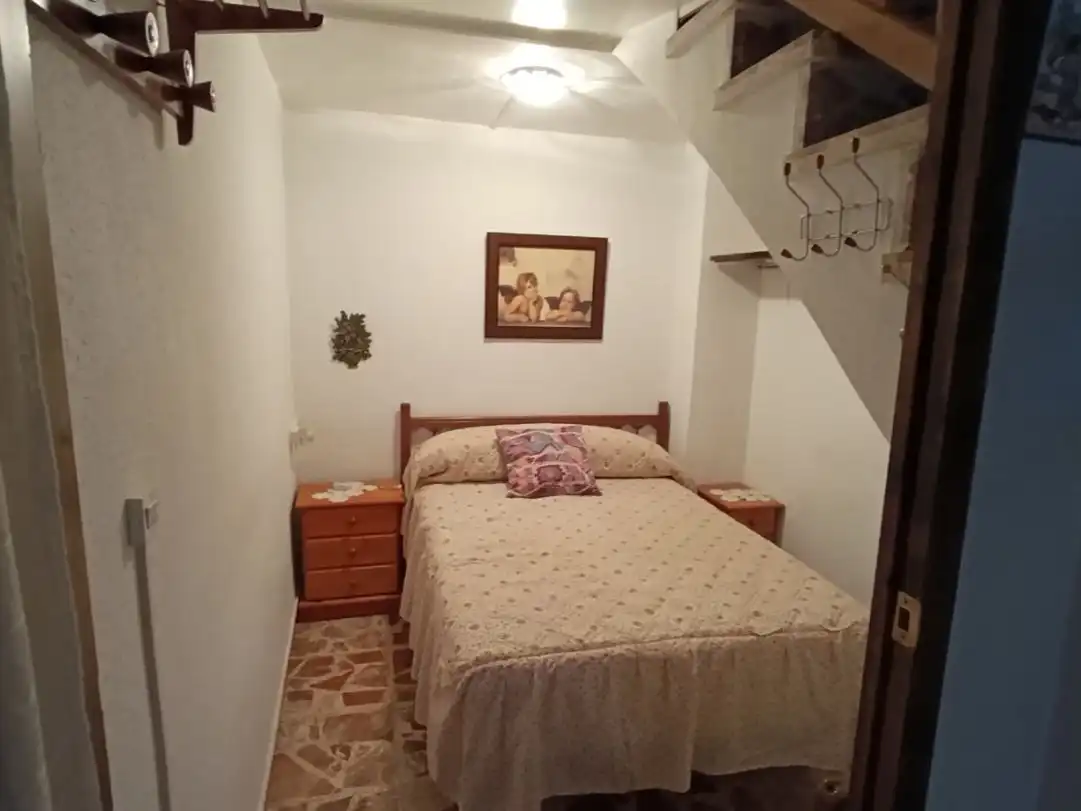 Casa adosada en venta en Calle Huertas, 12, La Alberca de Záncara Habitación de Casa adosada en venta en La Alberca de Záncara