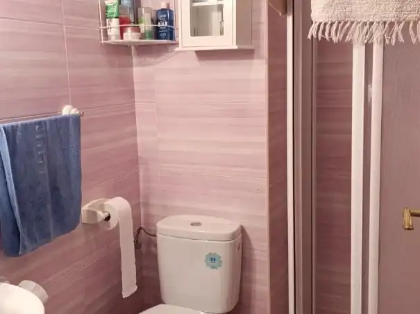 Casa adosada en venta en Calle Huertas, 12, La Alberca de Záncara Baño de Casa adosada en venta en La Alberca de Záncara