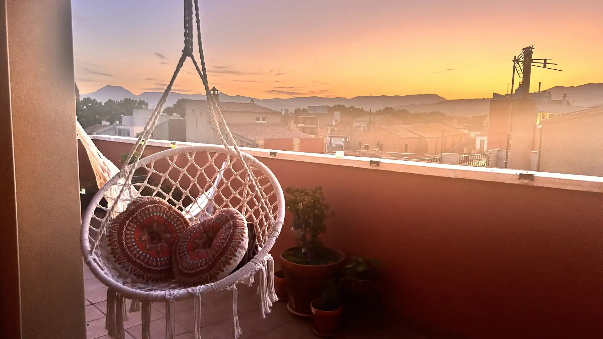 Terrasse von Wohnung zum Verkauf in Montbrió del Camp mit Klimaanlage und Terrasse