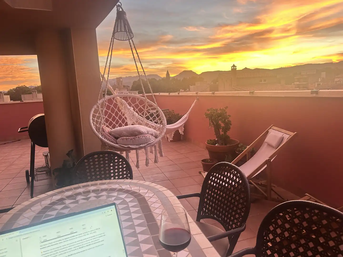 Terrasse von Wohnung zum Verkauf in Montbrió del Camp mit Klimaanlage und Terrasse