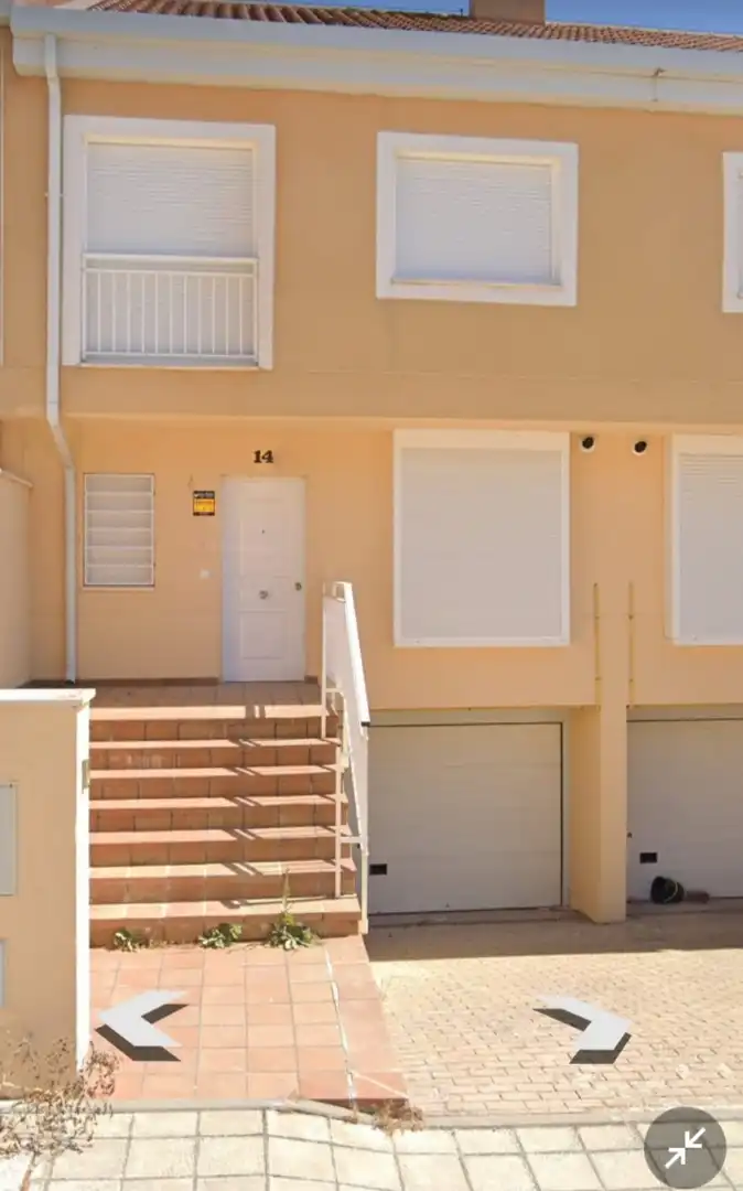 Houses for sale in Calle Fuente la Bola, 14, Cuéllar Exterior view of Houses for sale in Cuéllar with Heating, Storage room and Furnished