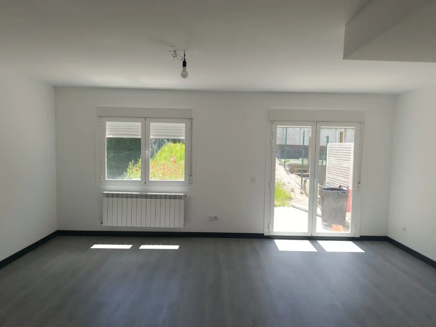 Houses for sale in Calle Fuente la Bola, 14, Cuéllar Living room of Houses for sale in Cuéllar with Heating, Storage room and Furnished