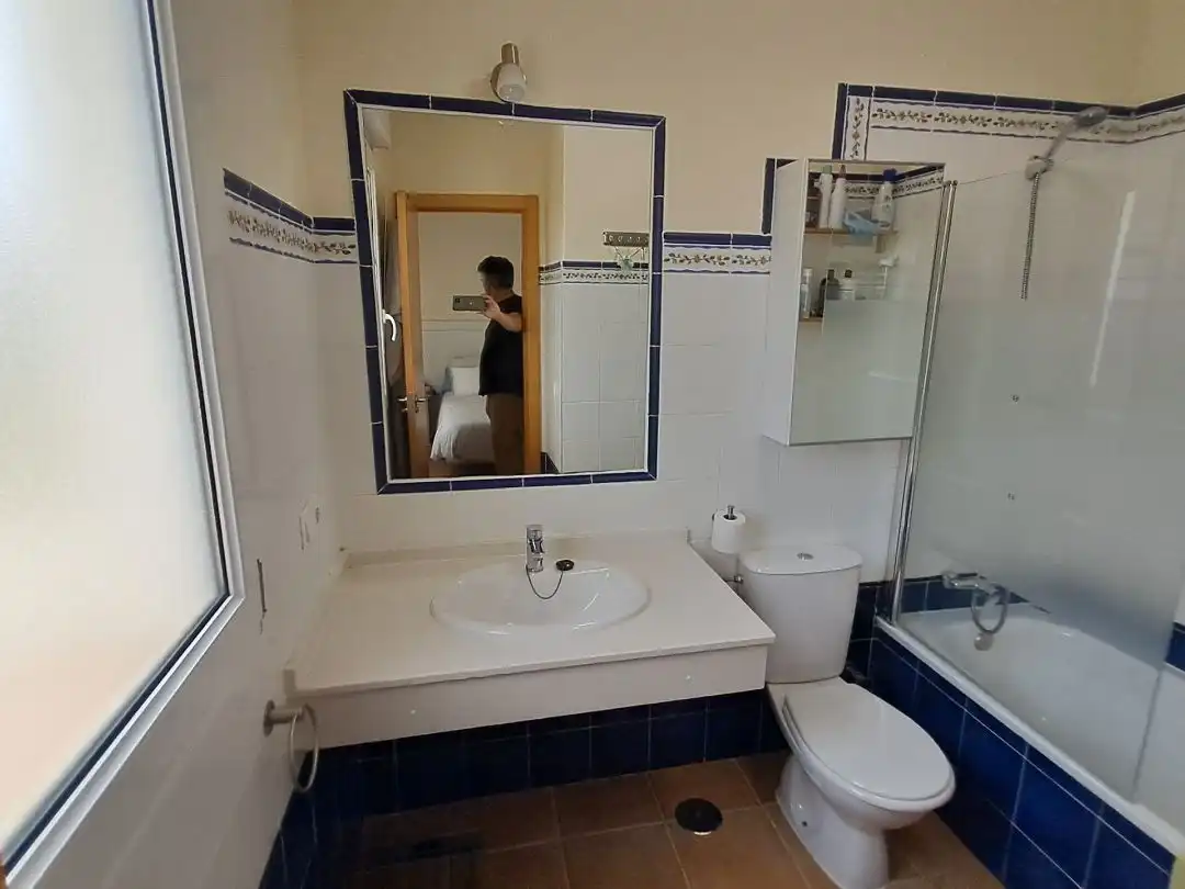 Detached homes for sale in Avenida Rosalía de Castro, 5, Costa Esuri Bathroom of Detached homes for sale in Ayamonte with Air Conditioner, Terrace and Swimming Pool