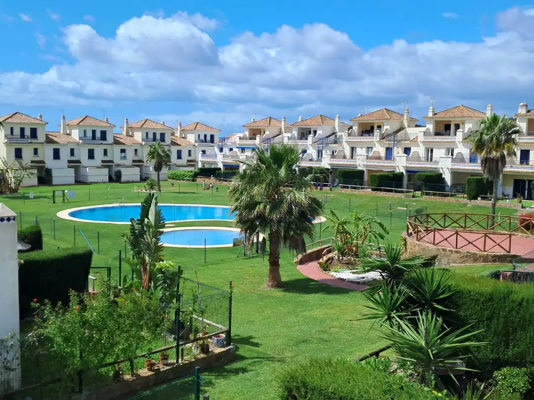 Detached homes for sale in Avenida Rosalía de Castro, 5, Costa Esuri Garden of Detached homes for sale in Ayamonte with Air Conditioner, Terrace and Swimming Pool