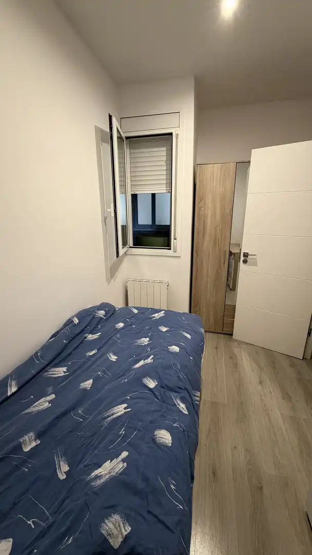 Room in Carrer de Sepúlveda, 134, Sant Antoni Room in Carrer de Sepúlveda, 134, Sant Antoni