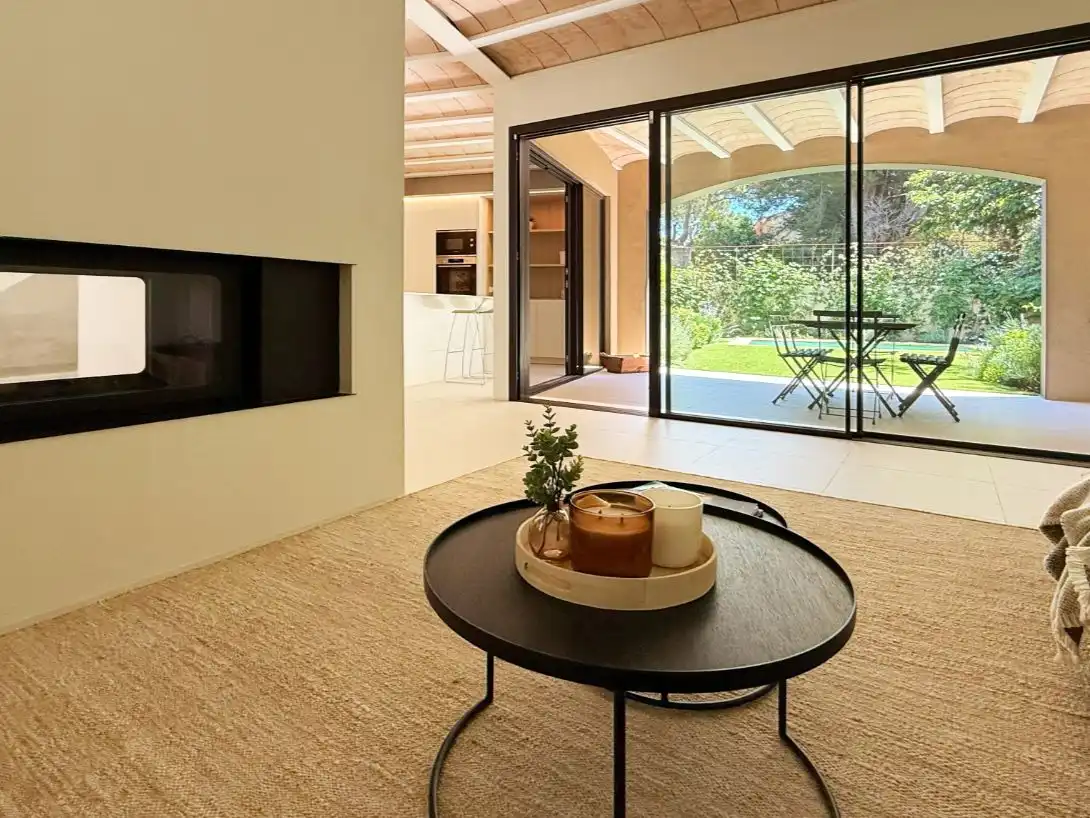 Houses for sale in Carrer de la Fábrica, 2, Pals Living room of Houses for sale in Pals with Air Conditioner, Terrace and Swimming Pool