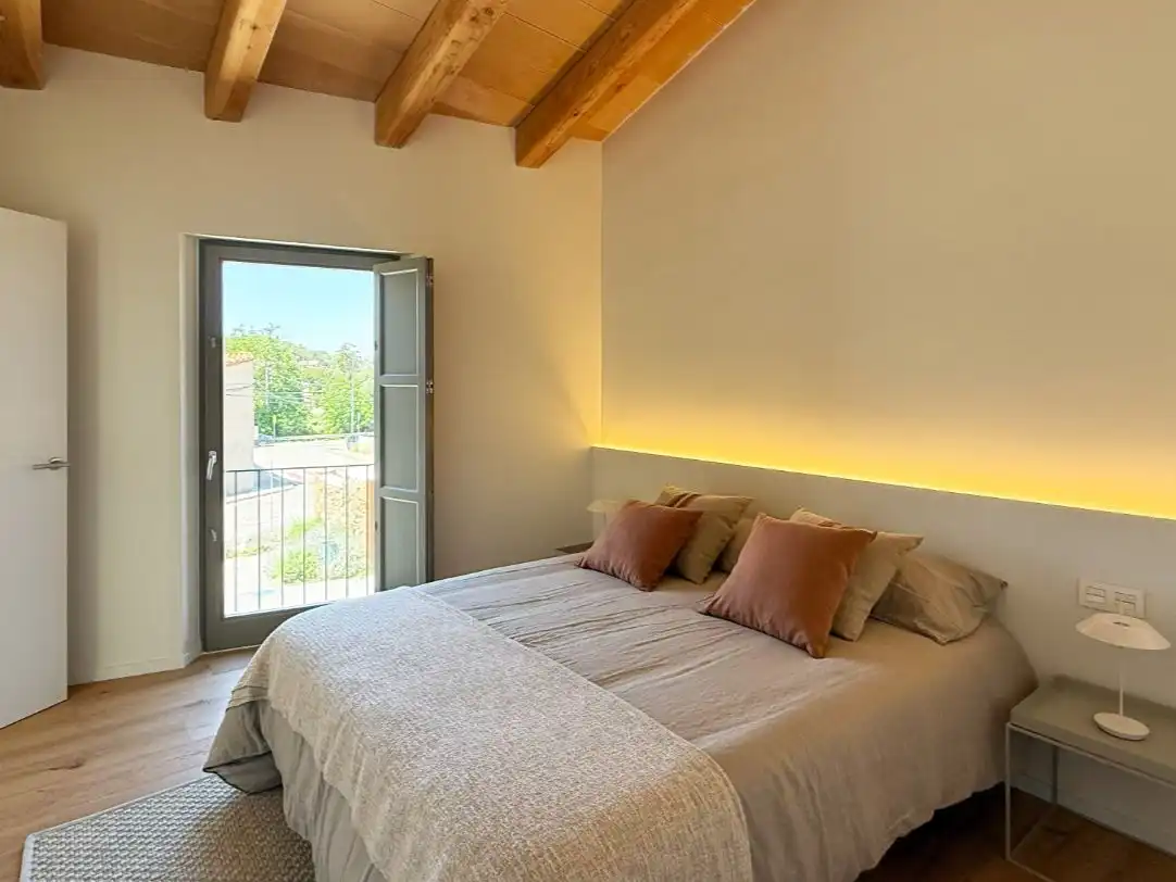Houses for sale in Carrer de la Fábrica, 2, Pals Bedroom of Houses for sale in Pals with Air Conditioner, Terrace and Swimming Pool