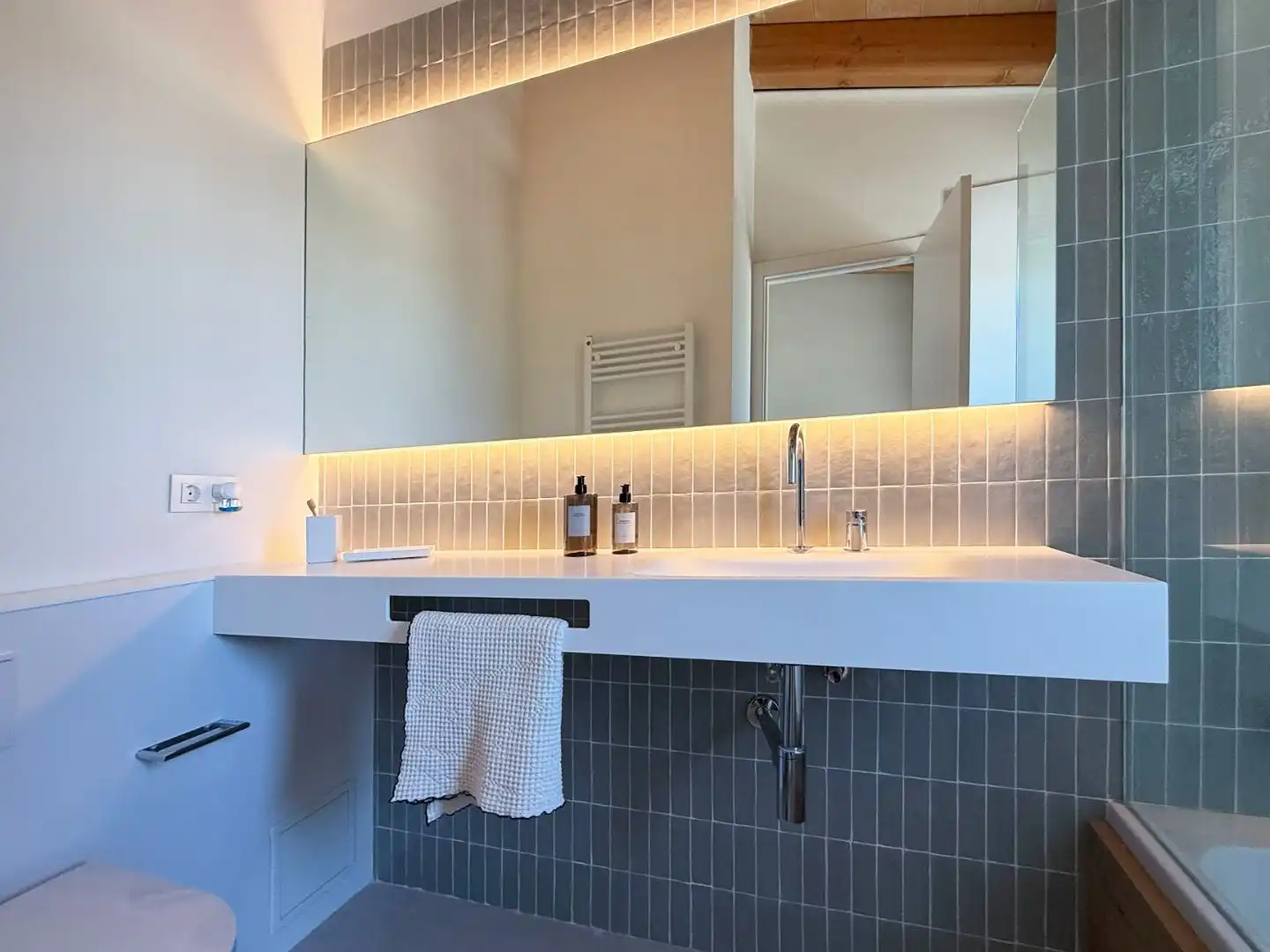 Houses for sale in Carrer de la Fábrica, 2, Pals Bathroom of Houses for sale in Pals with Air Conditioner, Terrace and Swimming Pool
