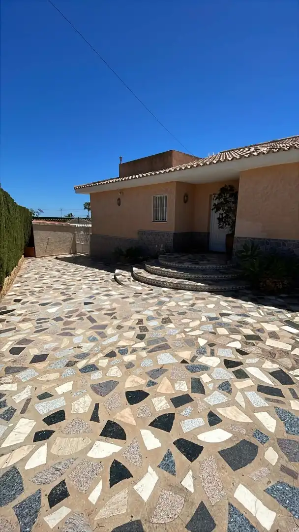 Wohnung zum Verkauf in Avinguda Sant Rafel, 15, Escandinavia - Cautivador Terrasse von Wohnung zum Verkauf in L'Alfàs del Pi mit Klimaanlage, Privatgarten und Terrasse