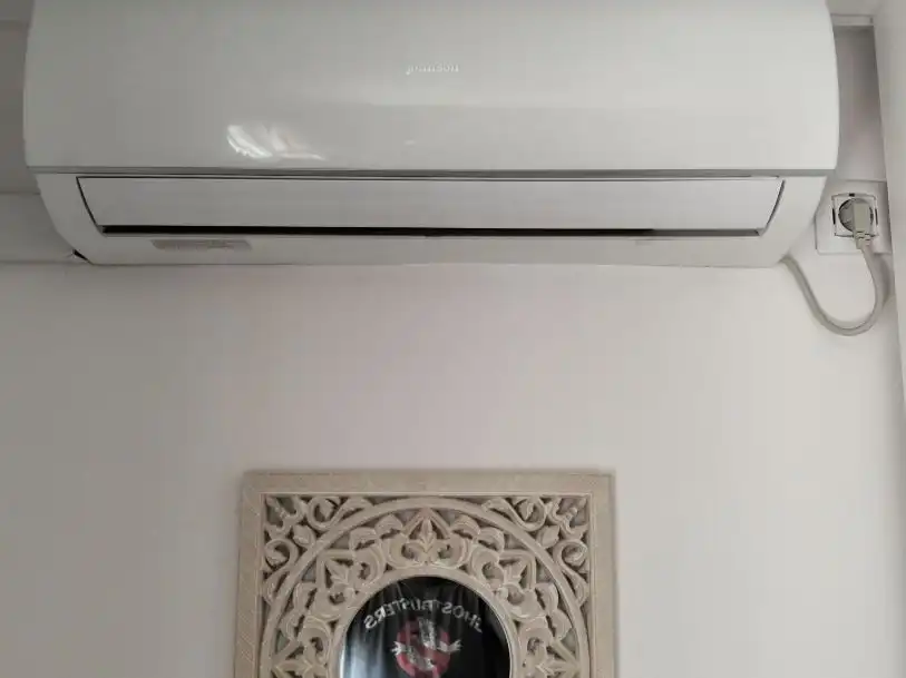 Flat for sale in Calle Ciudad de Játiva, 2, Parque Alcosa Flat for sale in Sevilla Capital with Air Conditioner and Balcony