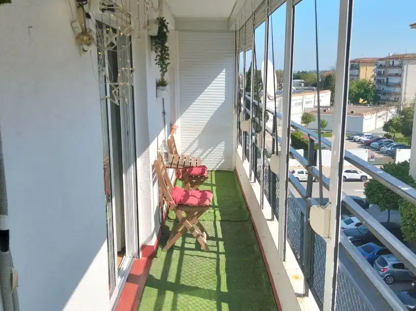 Flat for sale in Calle Ciudad de Játiva, 2, Parque Alcosa Balcony of Flat for sale in Sevilla Capital with Air Conditioner and Balcony