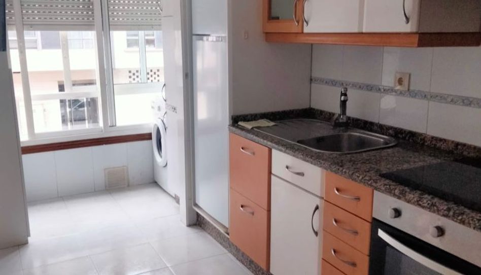 Piso de alquiler en Rua Jose Malvar Figueroa, 35, Zona de Plaza de Barcelos, Pontevedra Capital - imagen 1 Foto 1 de Piso de alquiler en Rua Jose Malvar Figueroa, 35, Zona de Plaza de Barcelos, Pontevedra Capital
