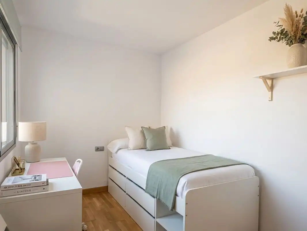Dormitori de Pis en venda en Archidona amb Aire condicionat, Terrassa i Balcó